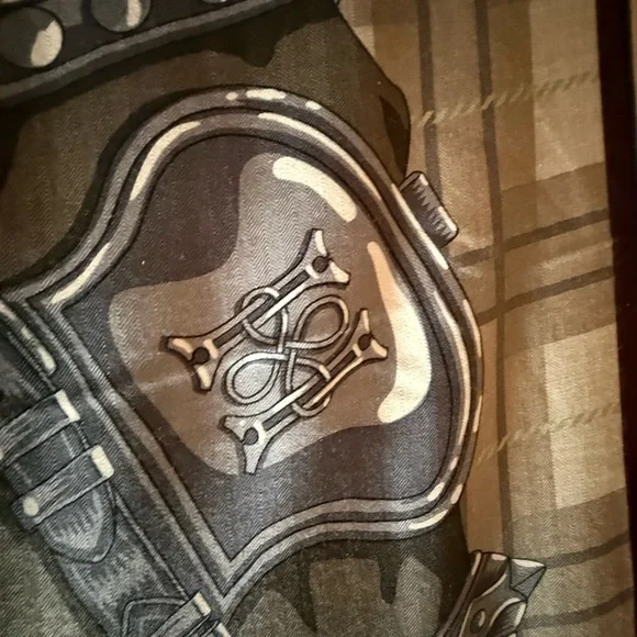 100% Authentic Hermès Cheval Punk 100 Cashmere Silk Scarf Daiske 100cm Carré H - Picture 5 of 16